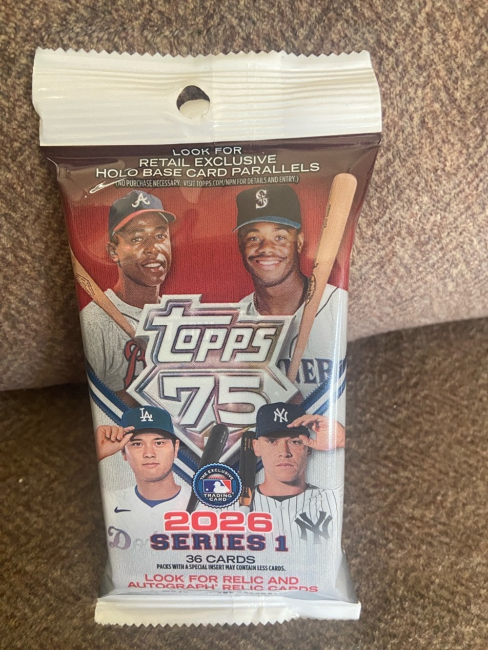 Topps 2026 Baseball Series 1 Pack - Jumbo packs 36 cards New sealed
